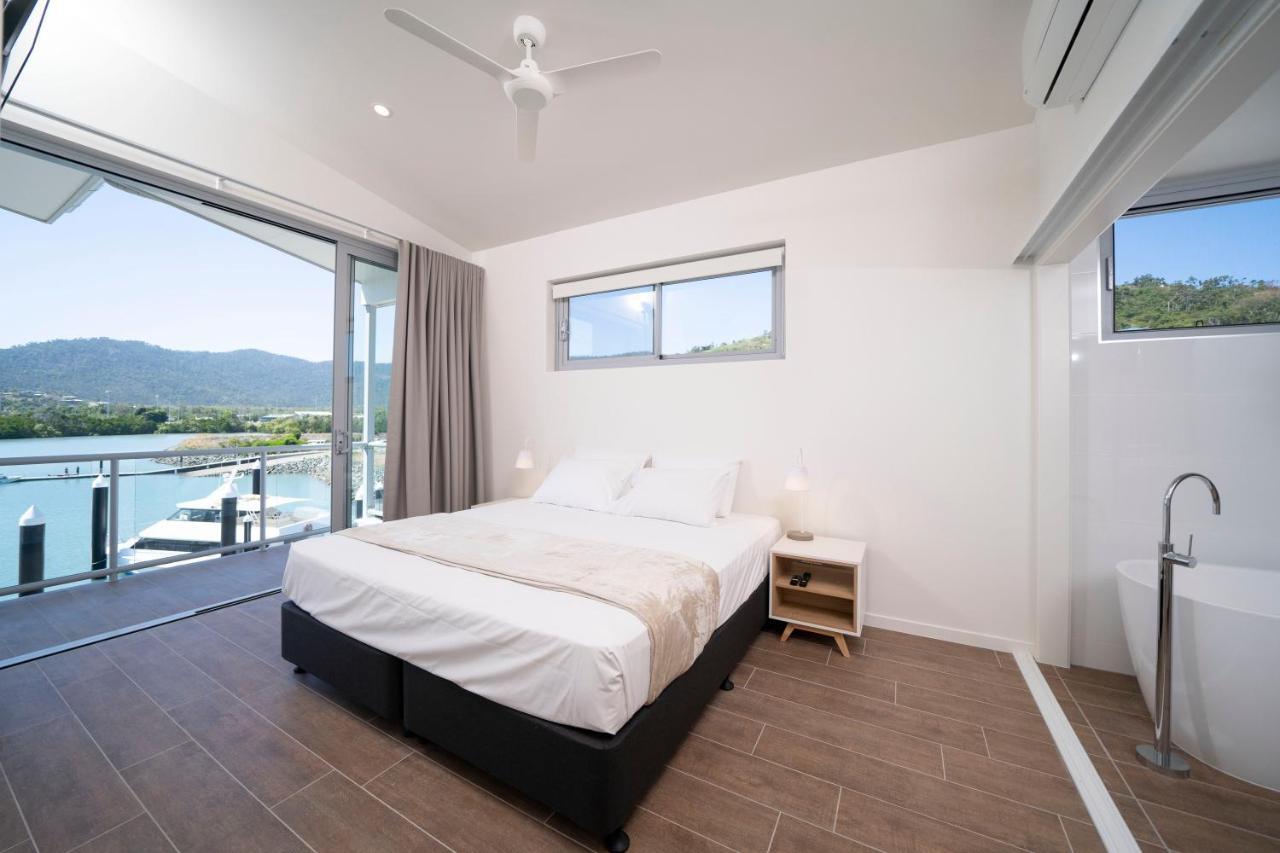 Harbour Cove 호텔 에일리비치 외부 사진